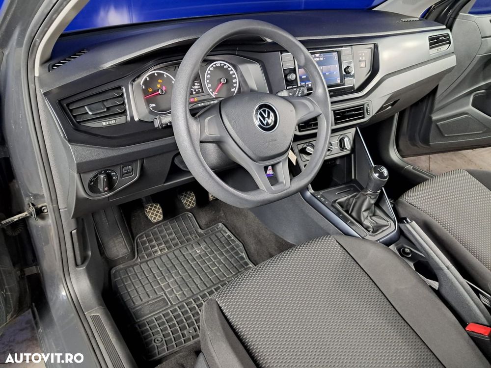 Volkswagen Polo - 15