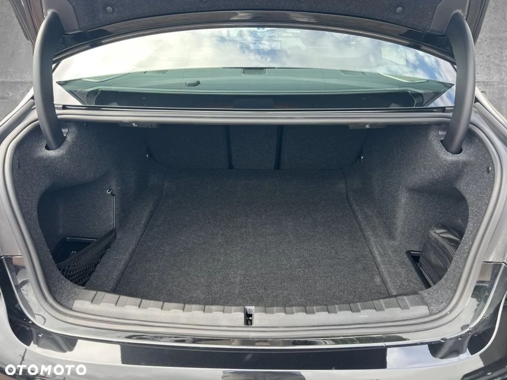 BMW Seria 3 318i M Sport - 20
