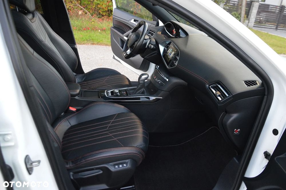 Peugeot 308 BlueHDi 180 EAT6 GT - 20