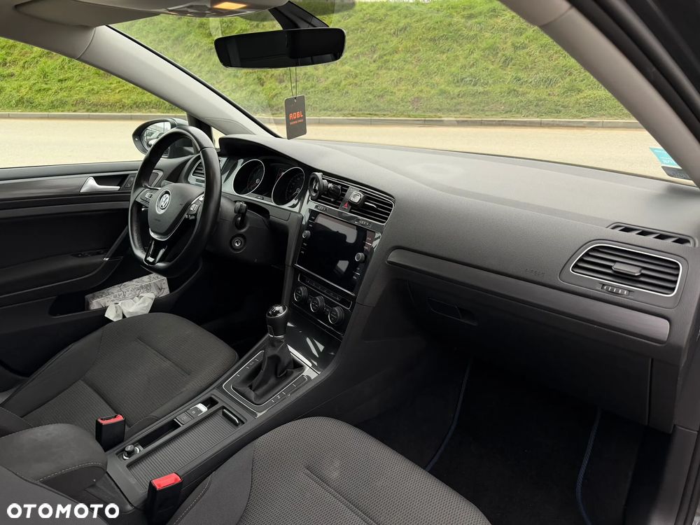 Volkswagen Golf 1.4 TSI BMT Highline - 25