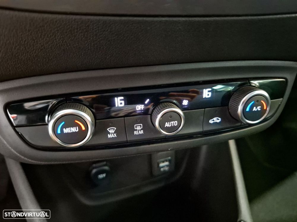 Opel Crossland 1.2 T Elegance - 23