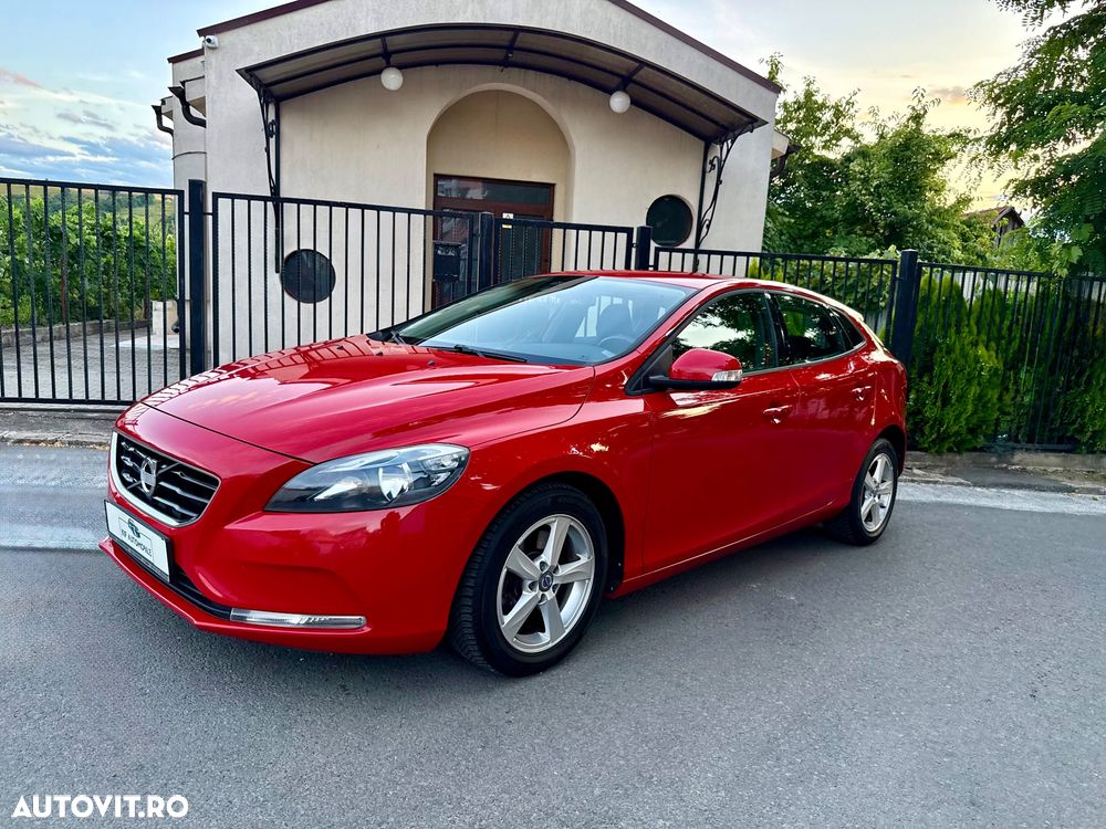 Volvo V40 T2 Momentum - 17