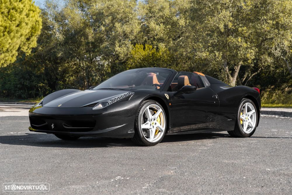 Ferrari 458 Spider - 1