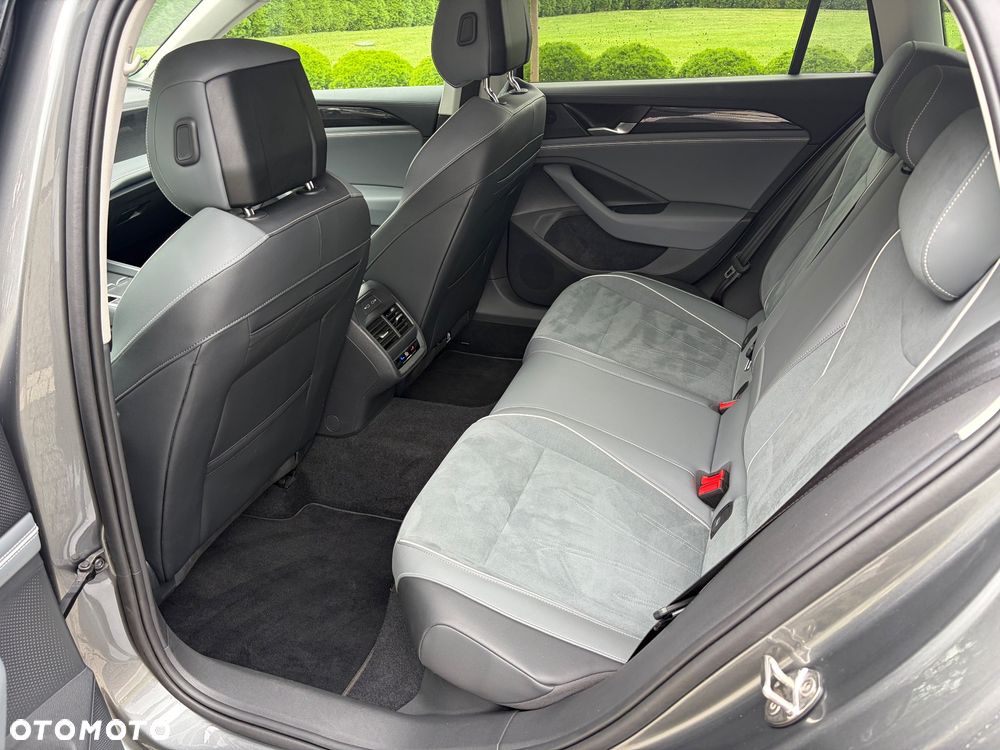 Volkswagen Passat 2.0 TDI SCR DSG Business - 8