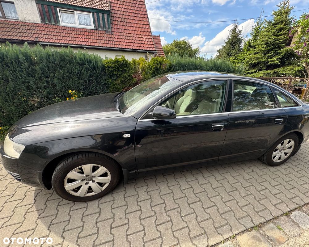 Audi A6 Avant - 1