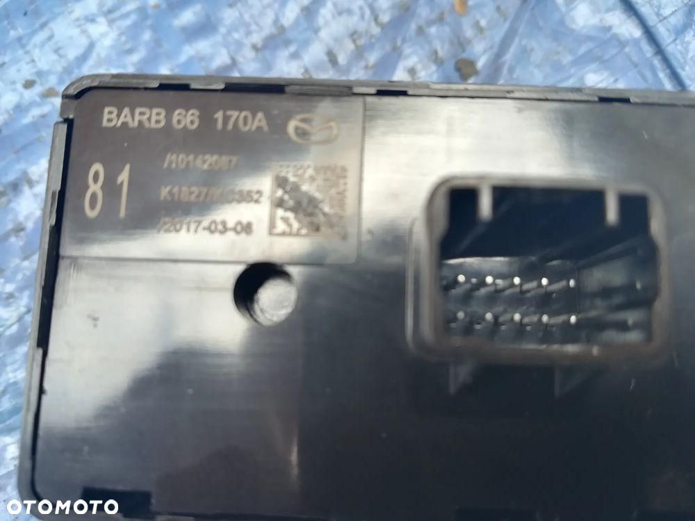 Mazda 3 BM Lift Panel Przełącznik I-STOP SET BARB66170A - 3