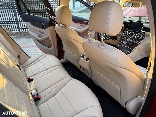 Mercedes-Benz GLC 250 4MATIC - 19