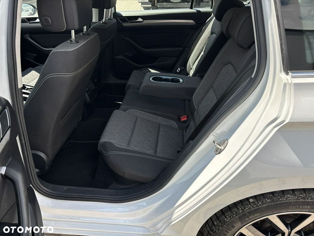 Volkswagen Passat 1.5 TSI EVO Business DSG - 20