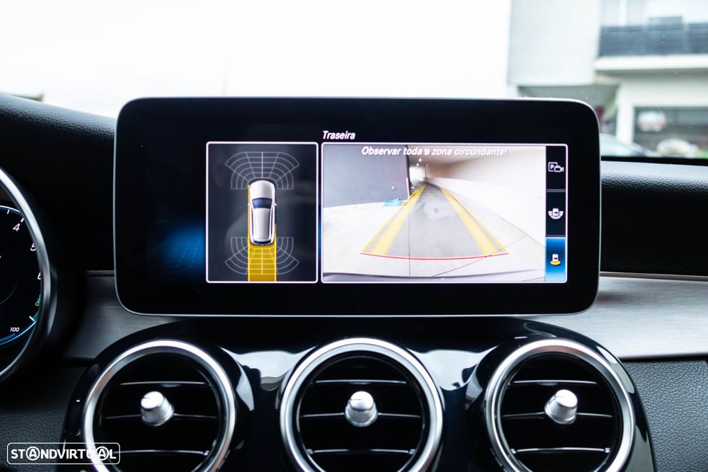 Mercedes-Benz C 300 de AMG Line - 34