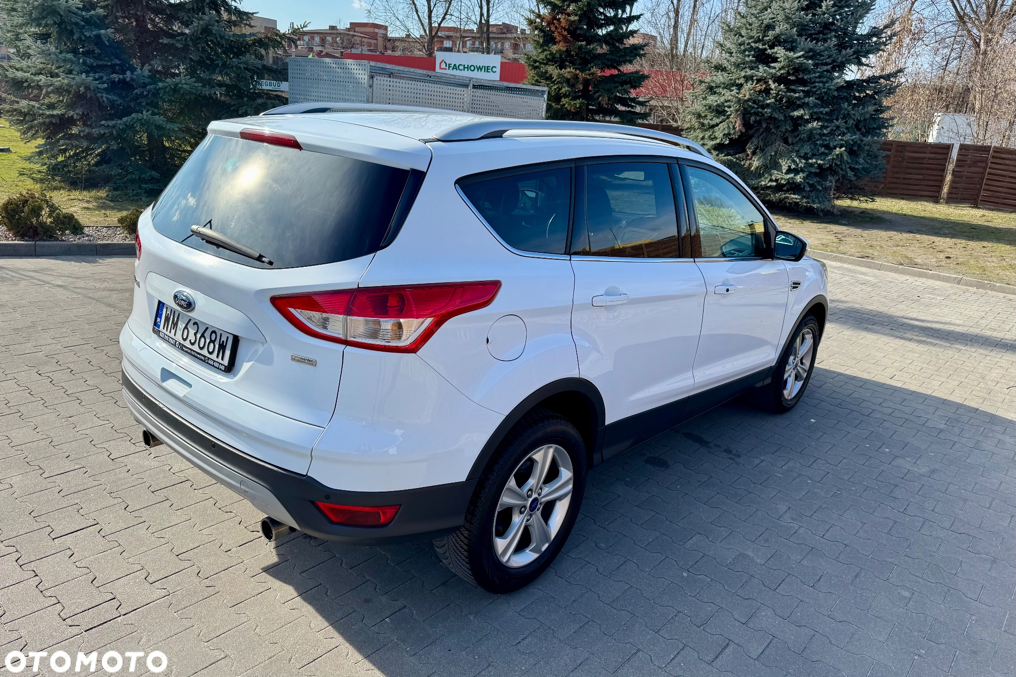 Ford Kuga - 11