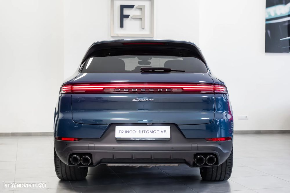 Porsche Cayenne E-Hybrid - 4