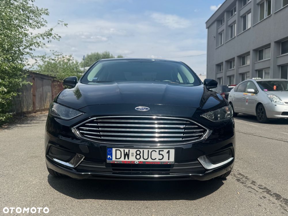 Ford Fusion - 2