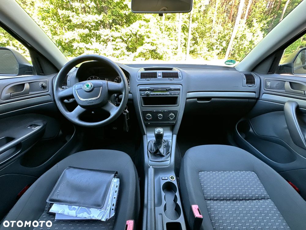 Skoda Octavia 1.4 TSI Ambiente - 24