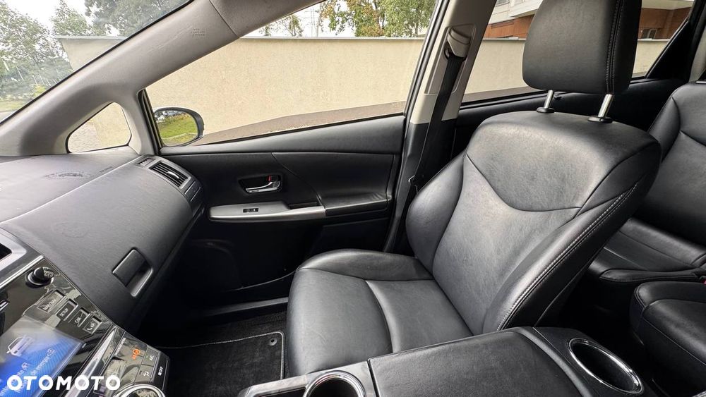 Toyota Prius+ Hybrid 135 Executive - 17