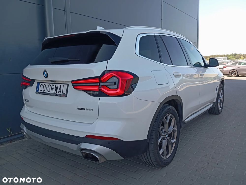 BMW X3 xDrive30i Luxury Line sport - 6