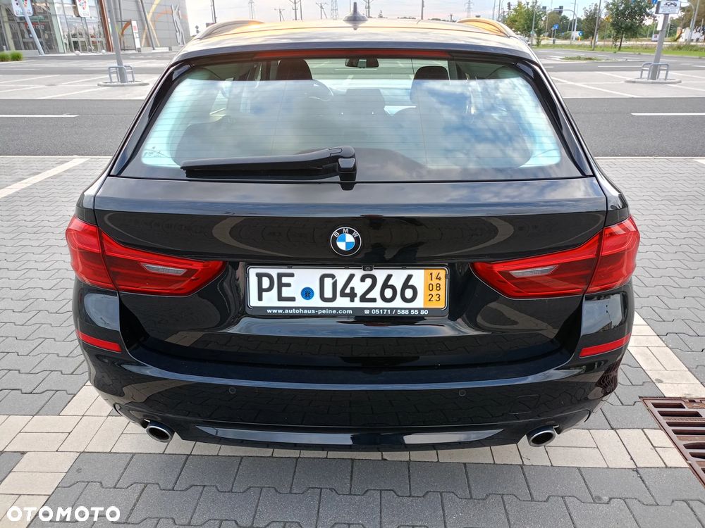 BMW Seria 5 520d - 31