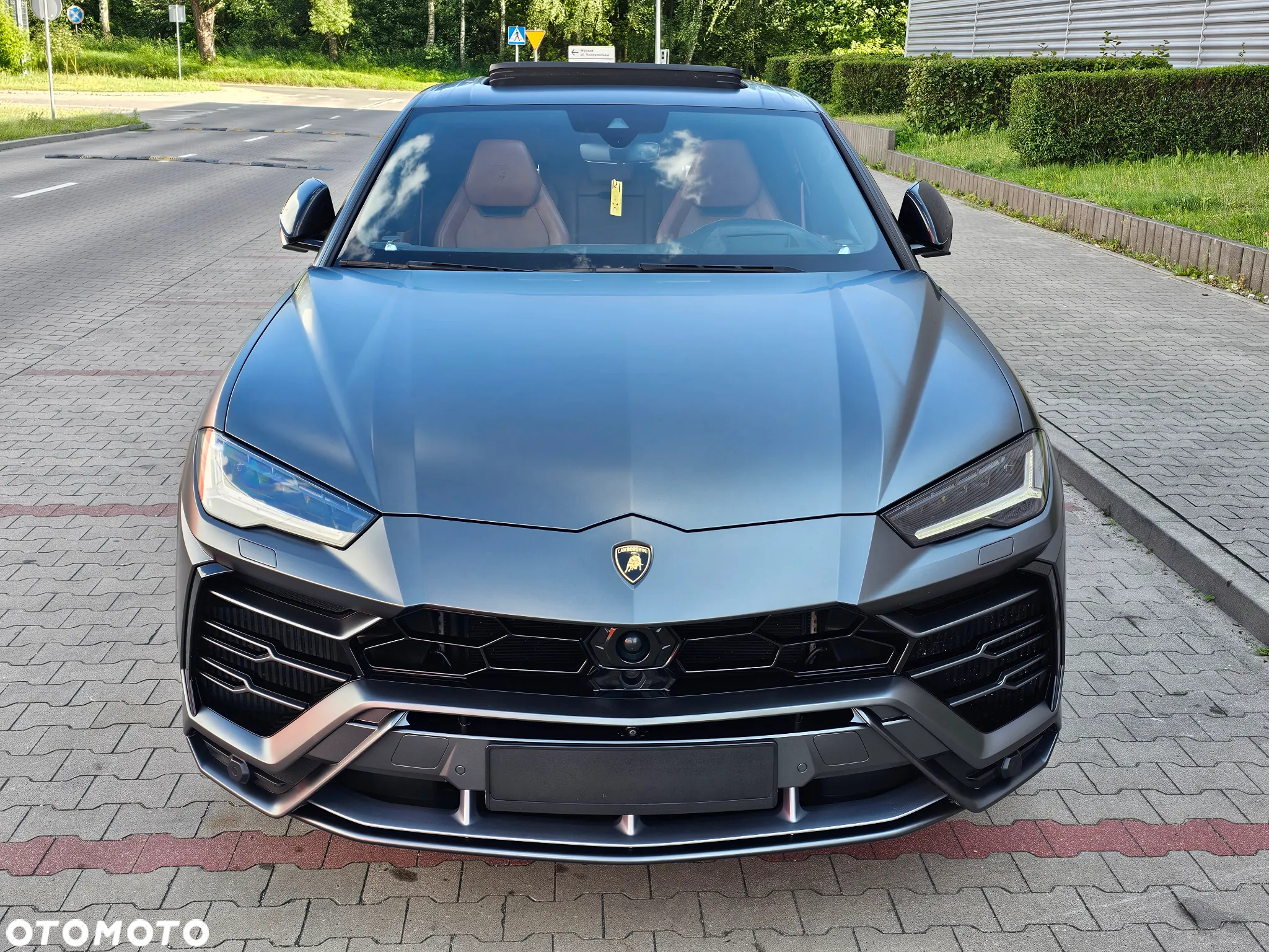 Lamborghini Urus Standard - 29