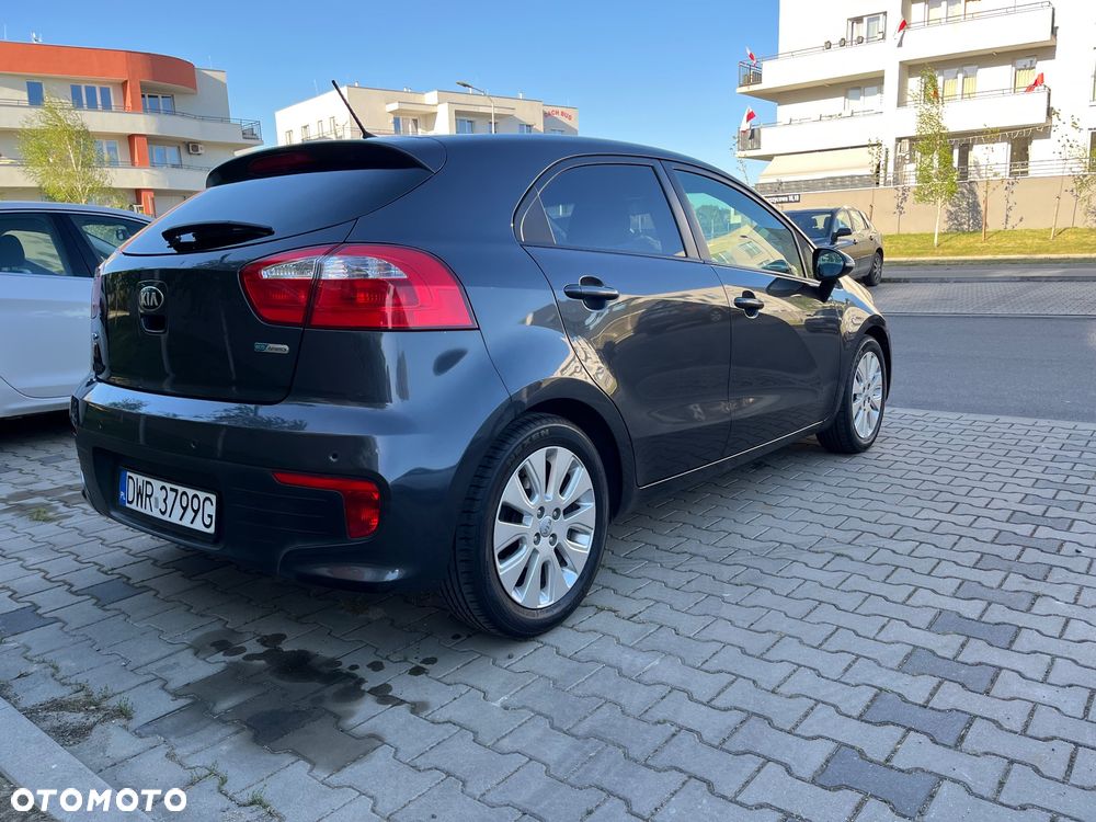Kia Rio 1.4 Business Line - 4