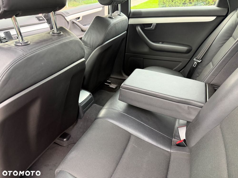 Audi A4 Limousine 1.8 T - 17