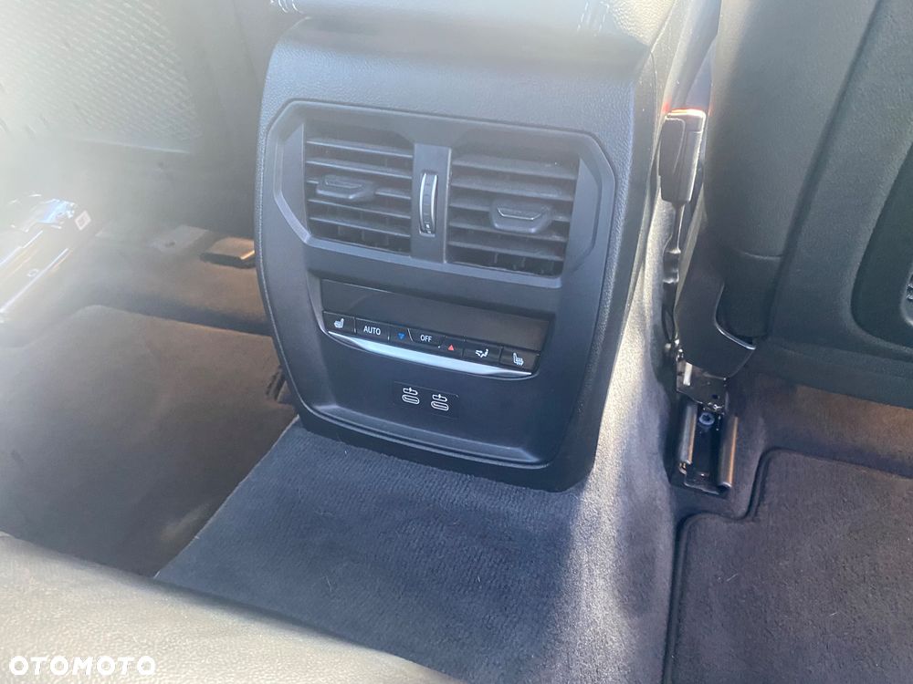 BMW Seria 3 318i - 20