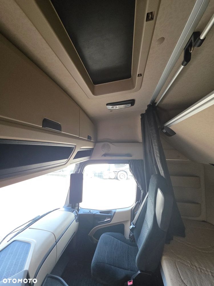 Mercedes-Benz 1845 - 22