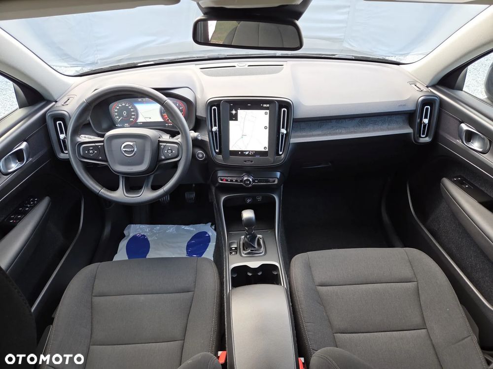 Volvo XC 40 T2 Momentum - 7