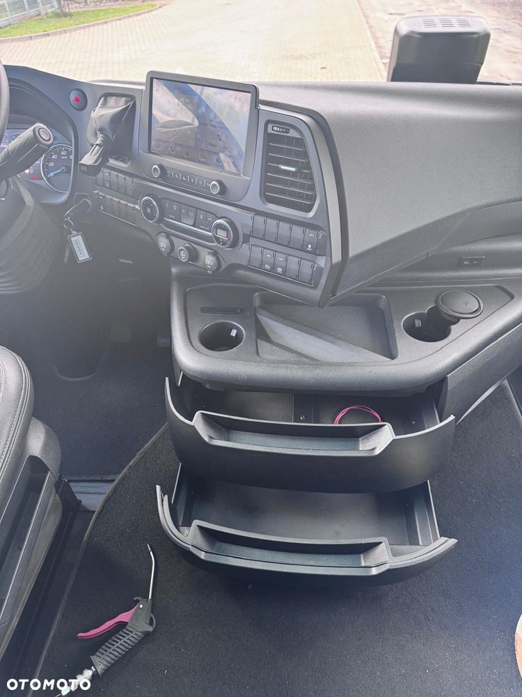 Ford F-MAX - 23