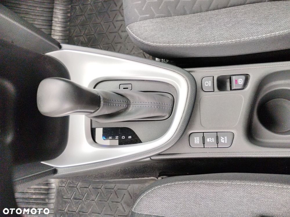 Toyota Yaris Cross Hybrid 1.5 Comfort - 17