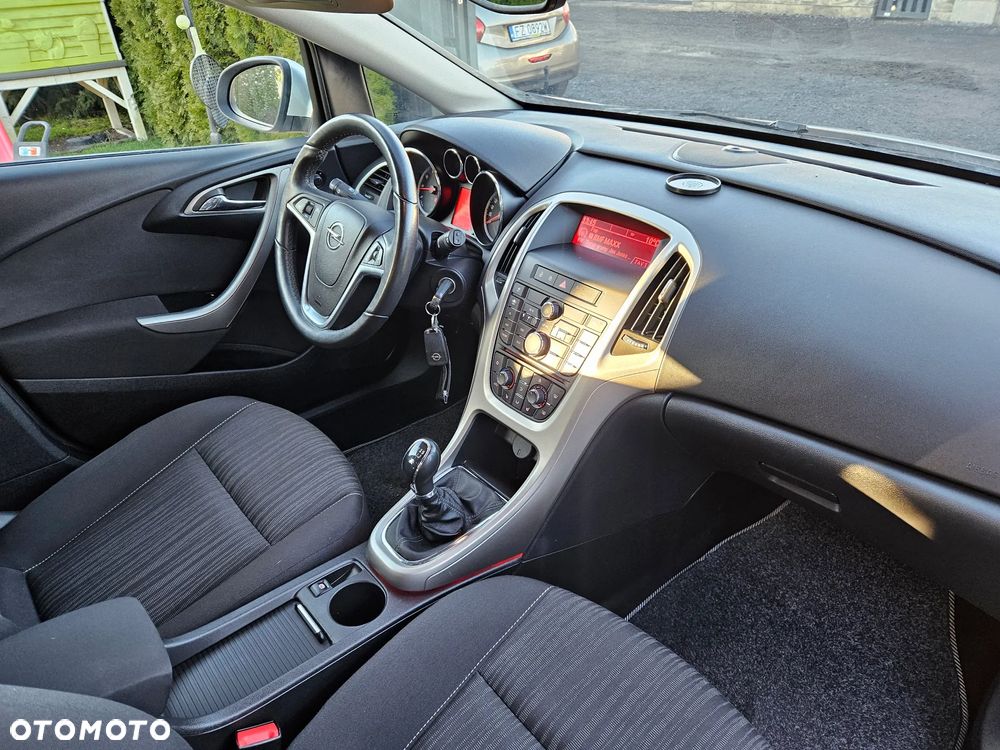 Opel Astra 1.6 Innovation - 16