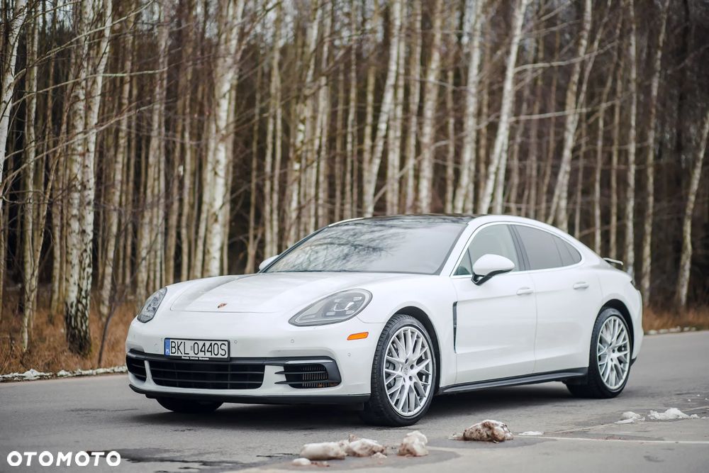 Porsche Panamera 4S - 1