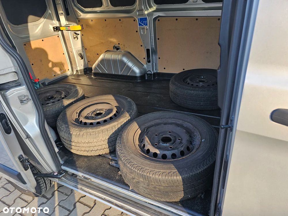 Ford transit custom - 16