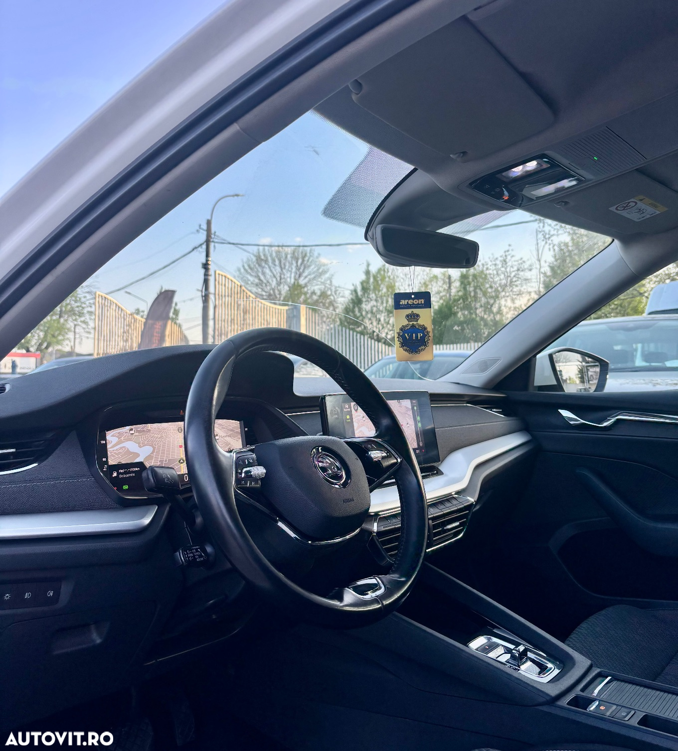 Skoda Octavia 2.0 TDI DSG Style - 9