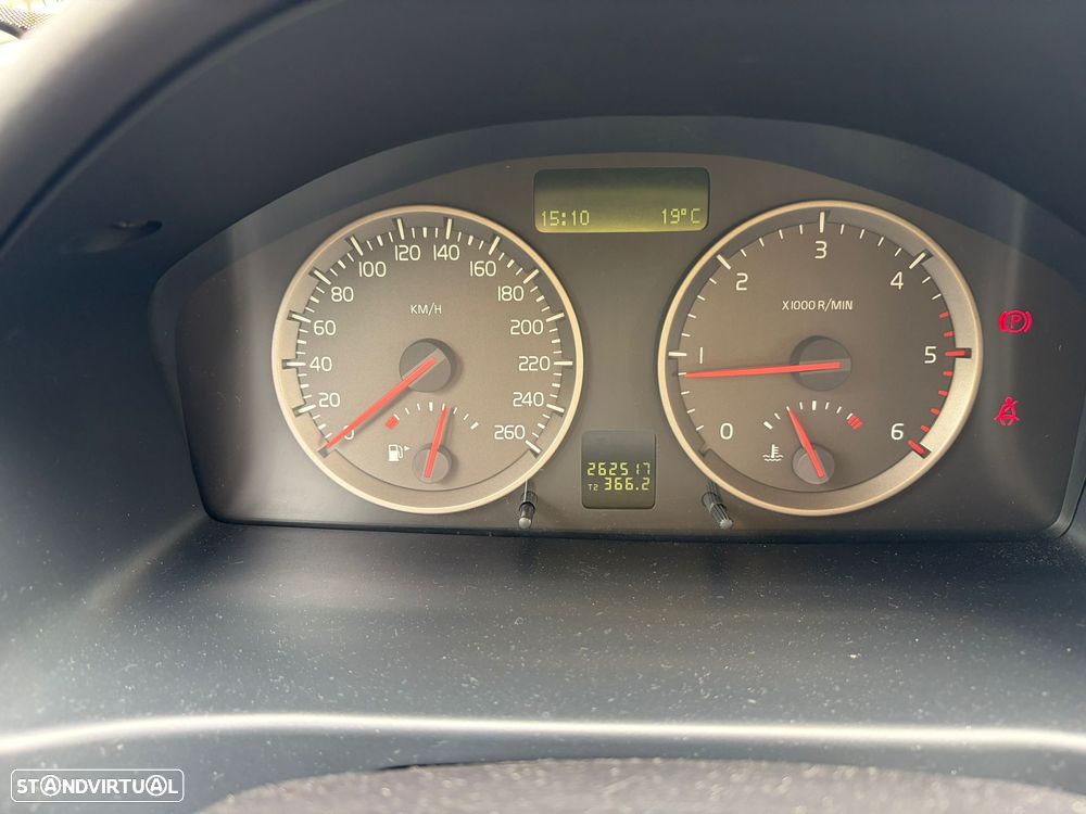 Volvo S40 2.0 D Nível 1 - 17