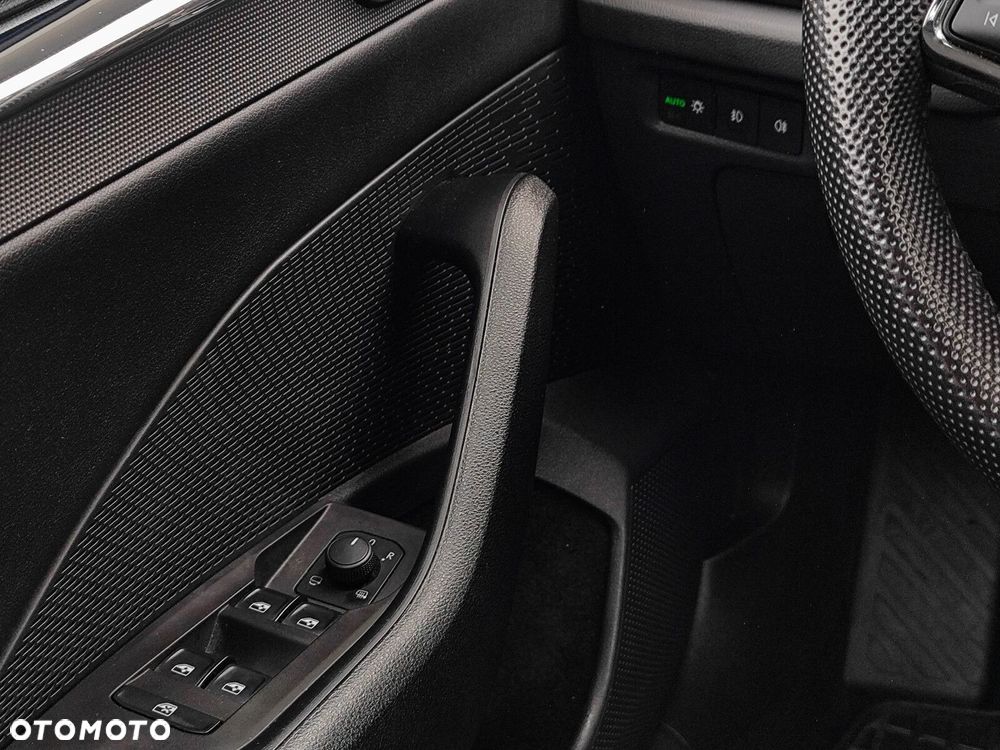 Skoda Octavia 2.0 TDI Style DSG - 18