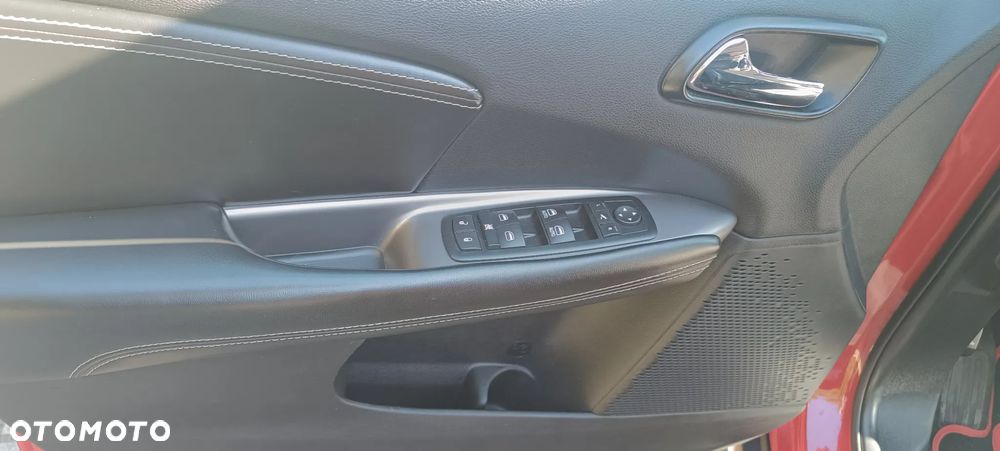 Fiat Freemont 2.0 Multijet 16V DPF Automatik Allrad Black Code - 20