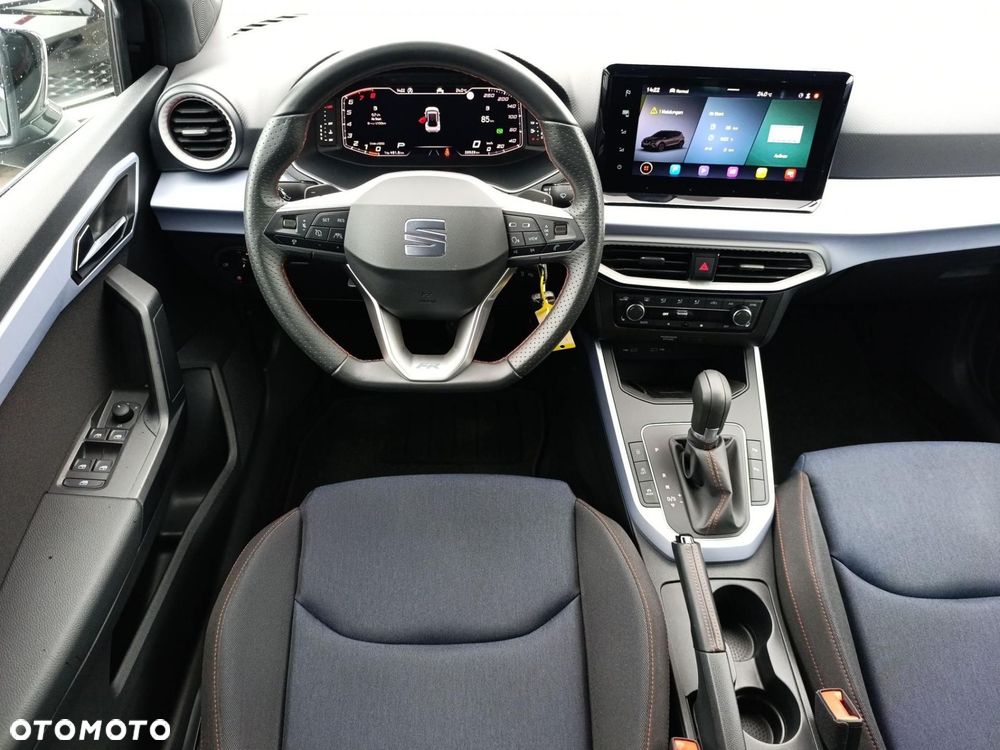 Seat Arona - 12