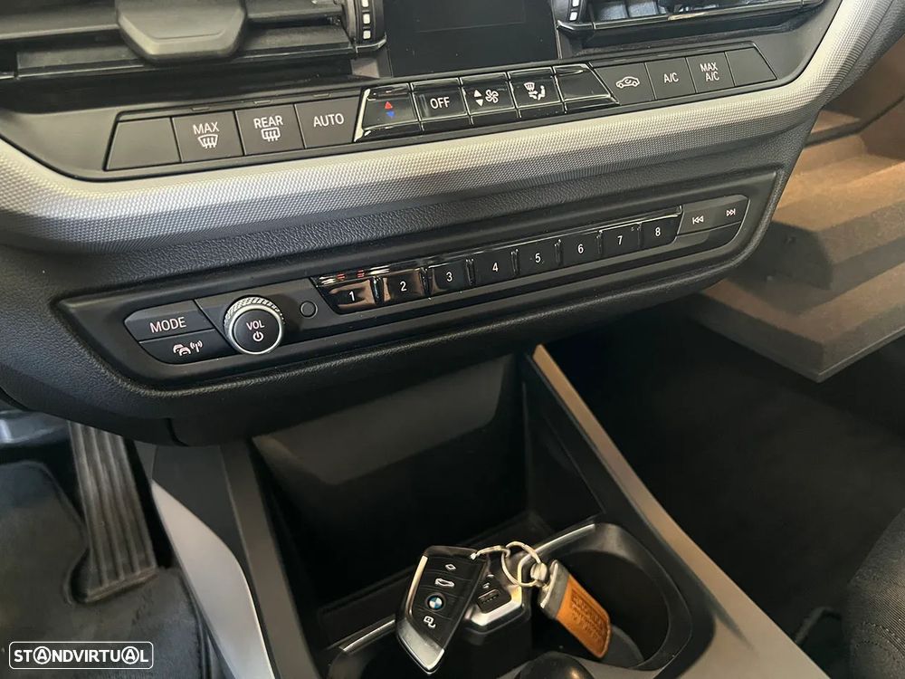 BMW 116 d Advantage Auto - 13