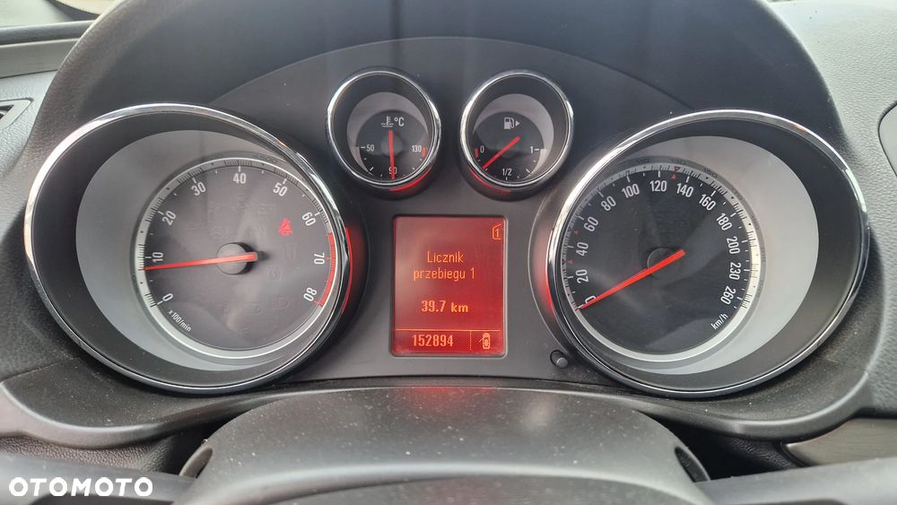 Opel Insignia 1.8 Cosmo - 23