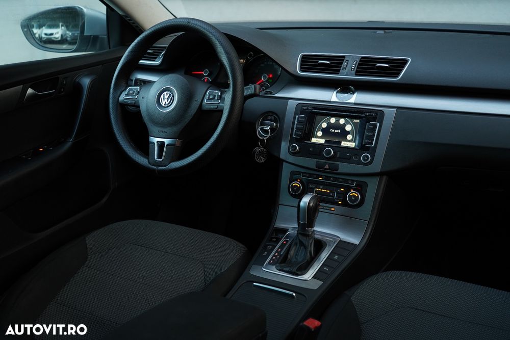 Volkswagen Passat Variant 2.0 Blue TDI DSG SCR Comfortline - 11