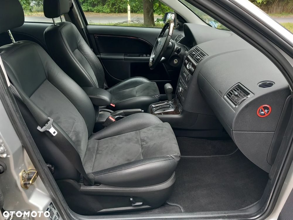 Ford Mondeo 2.0 Ghia Executive - 8