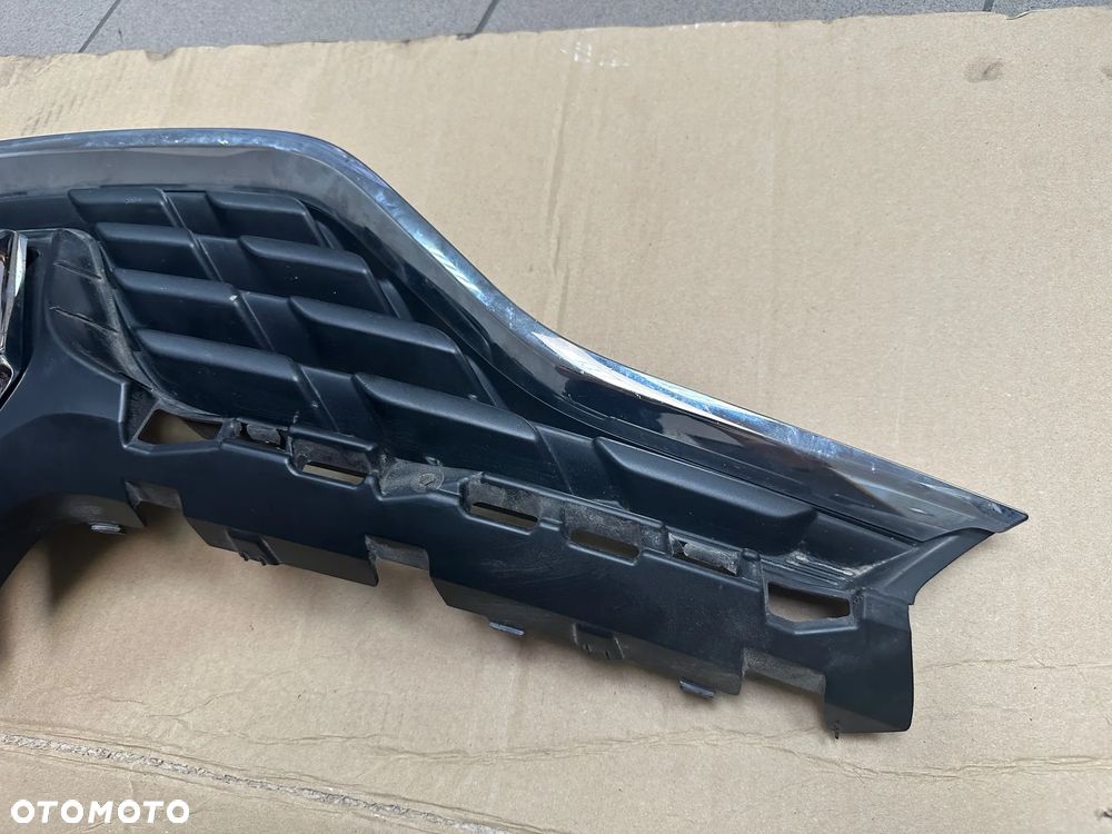 RENAULT CAPTUR LIFT ATRAPA ŚRODKOWA GRILL CHROM - 5