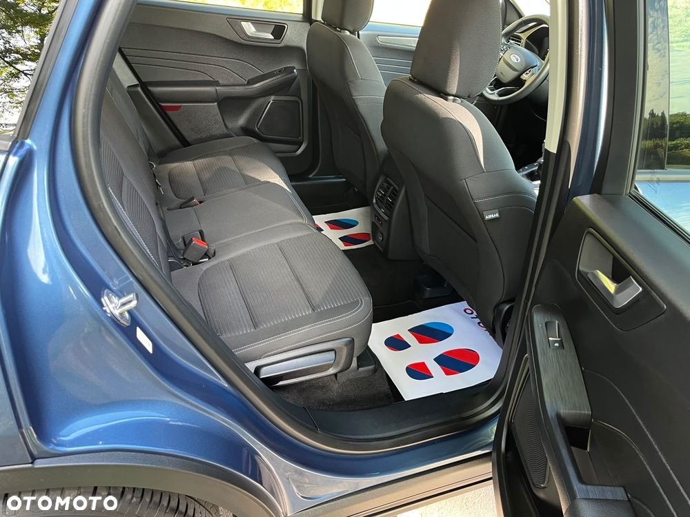 Ford Kuga - 17