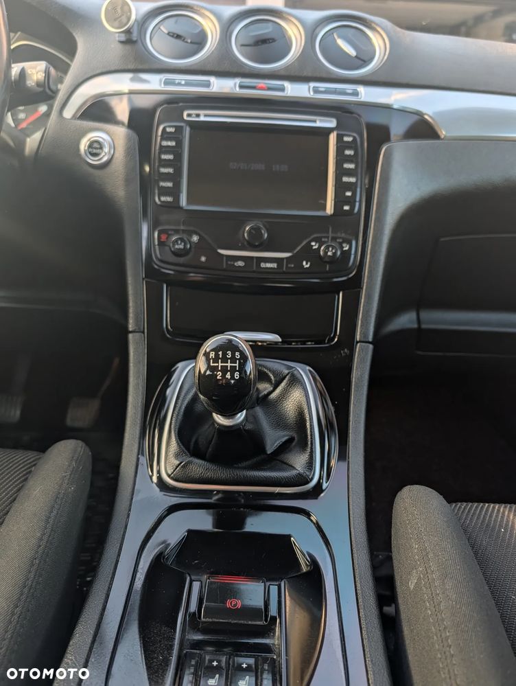 Ford S-Max - 9