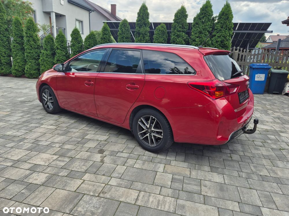 Toyota Auris - 5