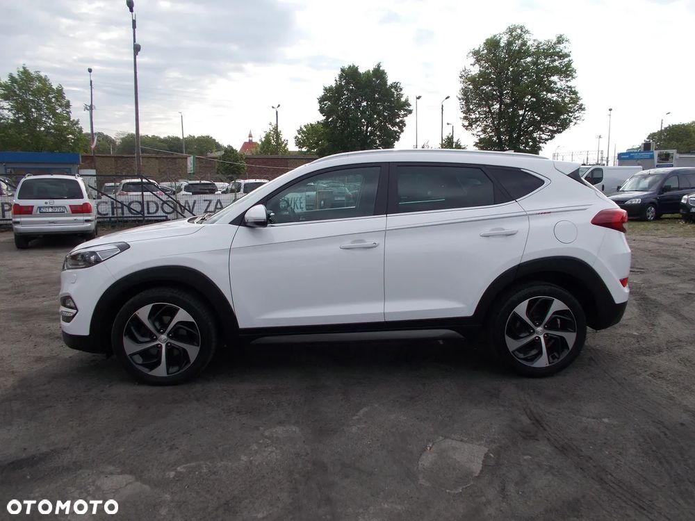 Hyundai Tucson 1.7 CRDI BlueDrive GO 2WD - 6