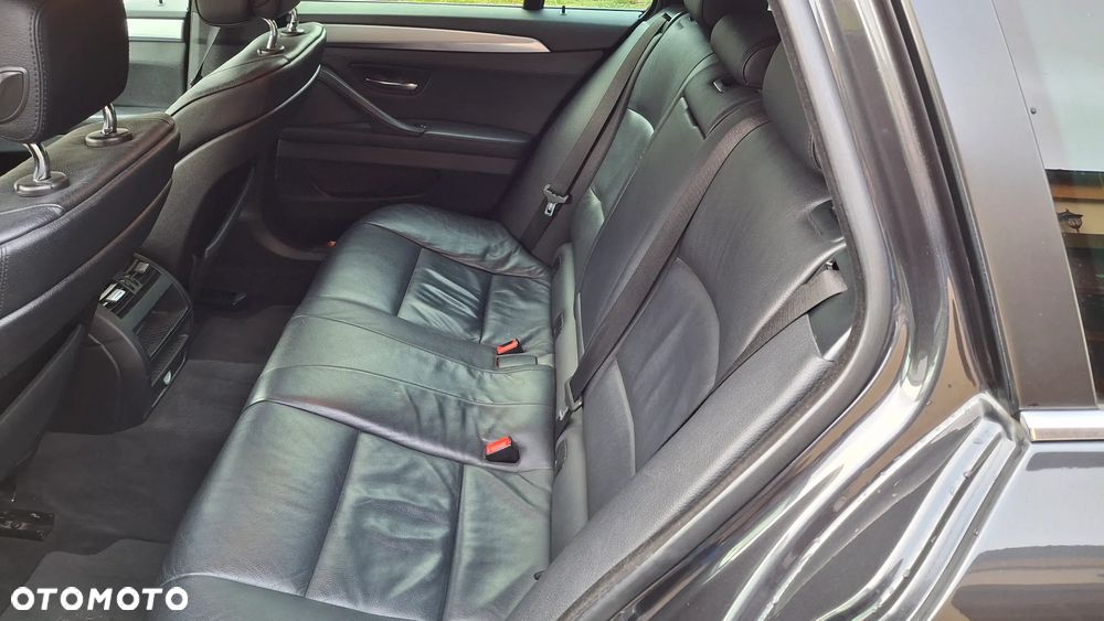 BMW Seria 5 520d - 12