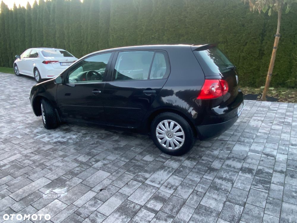 Volkswagen Golf V 1.4 FSI Comfortline - 3