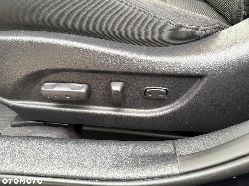 Hyundai i40 1.7 CRDi blue Style - 17