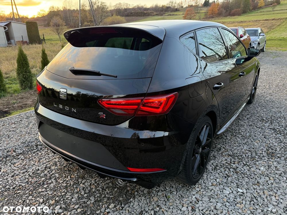 Seat Leon 2.0 TDI FR Black S&S - 6
