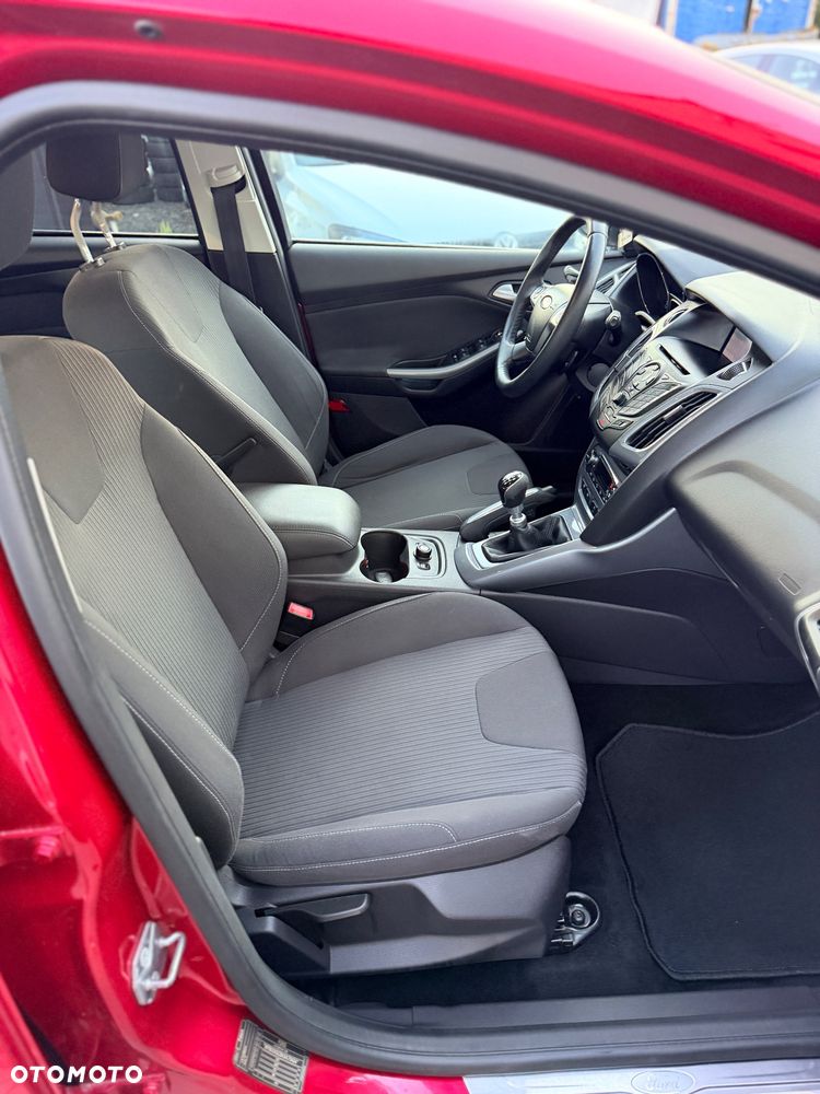 Ford Focus 1.6 Ti-VCT Platinium X - 19